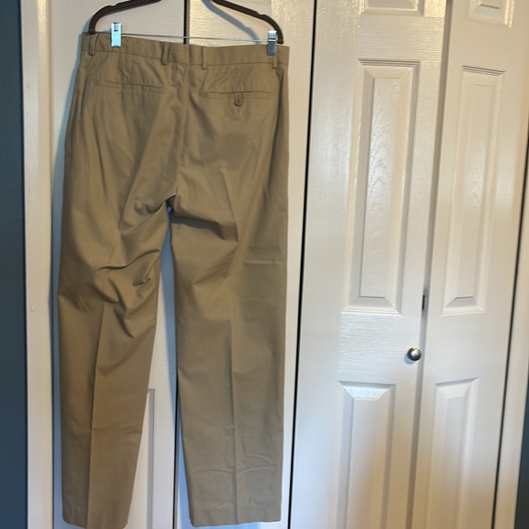 Banana Republic pants size 35x32 - Picture 6 of 6